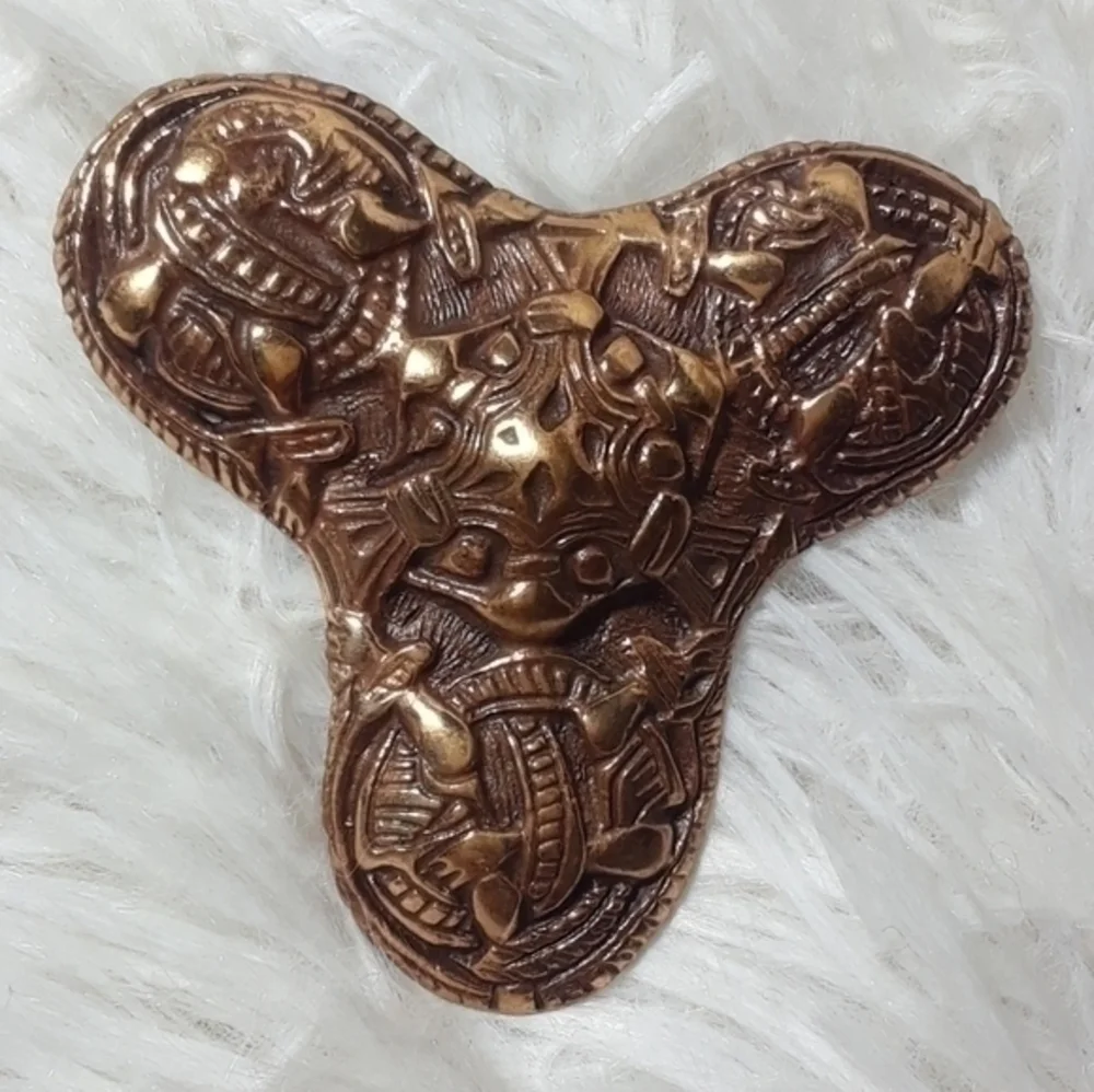 Vintage Triple Node Brassy Copper Brooch